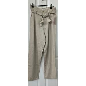 ShoeDazzle Medium NWT ($57 retail) 55% linen paperbag beige brown wide leg